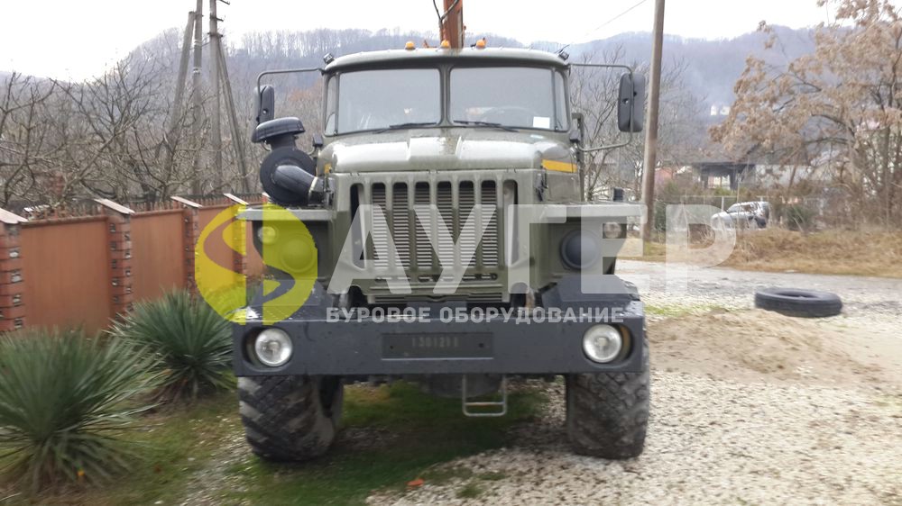 Бурильно-крановая машина БКМ-515А
