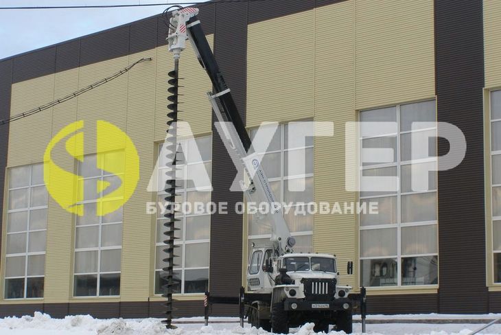 бурильно-крановая машина УБМ-85 на базе Урал 4320